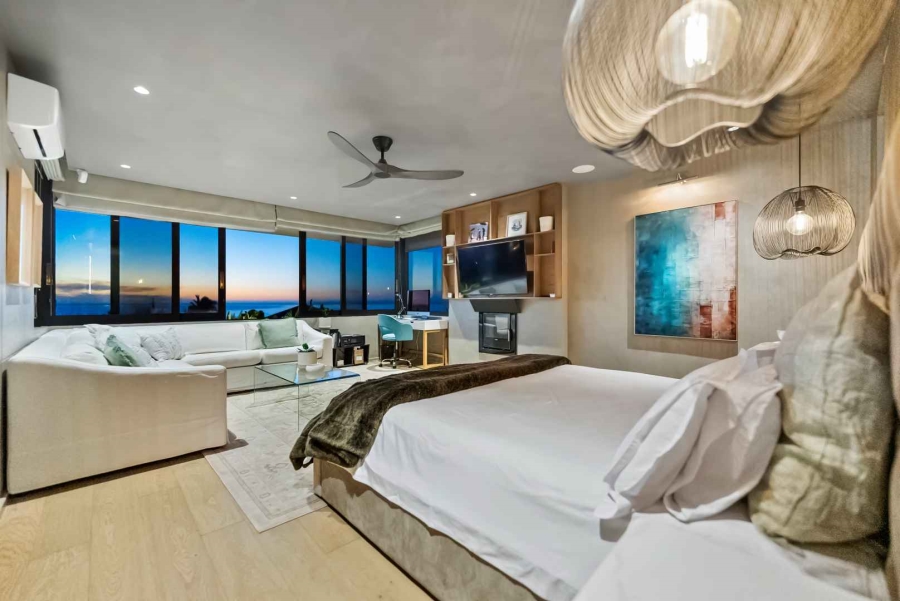 5 Bedroom Property for Sale in Camps Bay Western Cape